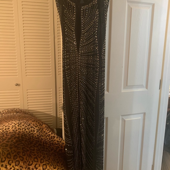 STRAPPY MESH RHINESTONE EVENING COCKTAIL DRESS. - Picture 5 of 5